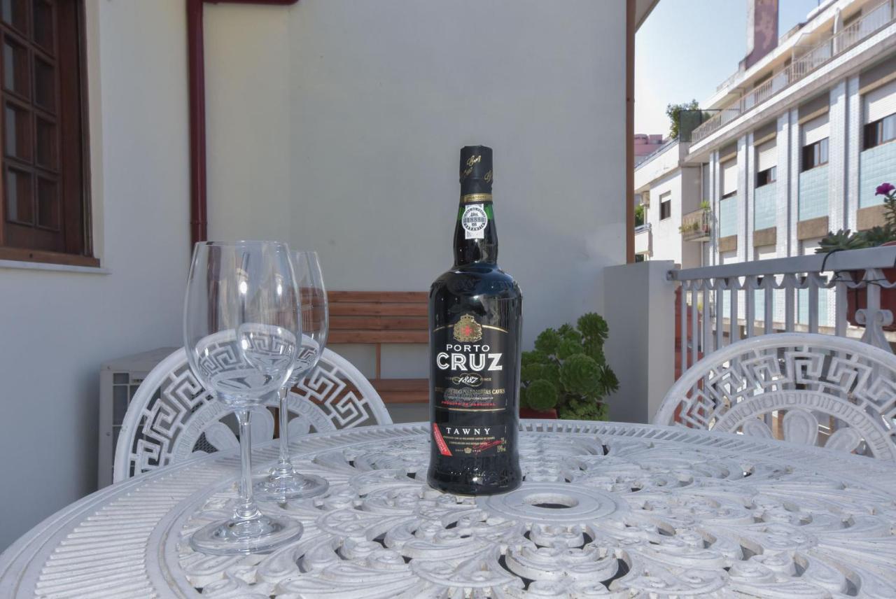 Отель Douro Prime Downtown Вила-Нова-ди-Гая Экстерьер фото