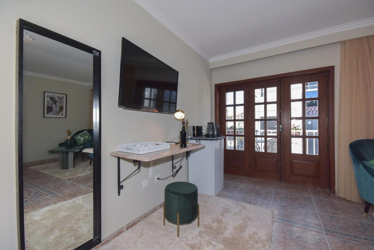 Отель Douro Prime Downtown Вила-Нова-ди-Гая Экстерьер фото