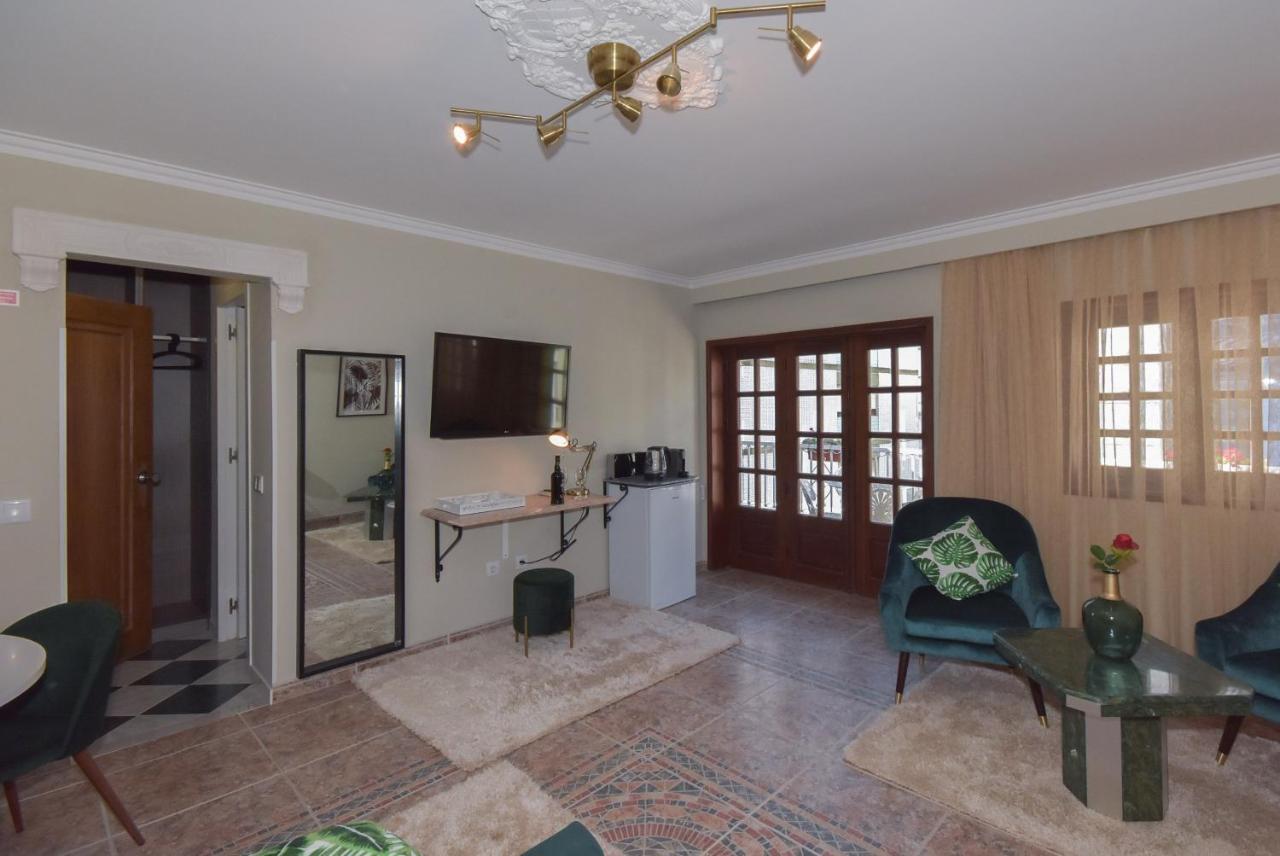Отель Douro Prime Downtown Вила-Нова-ди-Гая Экстерьер фото